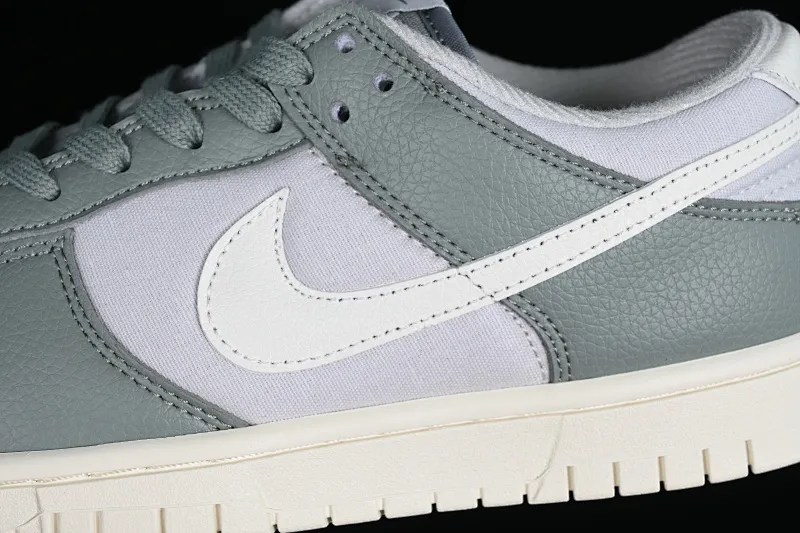 All Categories Nk SB Dunk Series Nk SB Dunk Low Low-top sneakers Cost-effective version Nk Dunk Low "Mica Green" Mica Green Canvas SB low-top sports and leisure sneakers DV7212-300